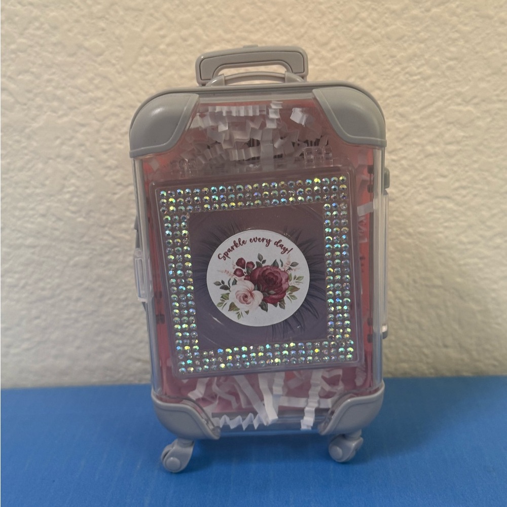 Sparkle Every Day Mini Suitcase Gift Box with Reusable Lash Case & Luxury Lashes
